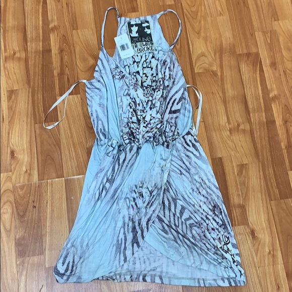 NWT young fabulous and broke cover up - Picture 1 of 4